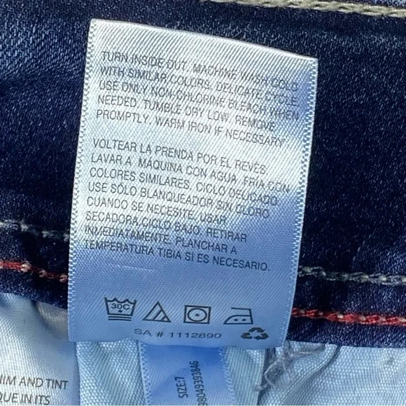 Wallflower Jeans Women 7 Luscious Curvy Fit Straight Leg Crop Mid Rise Denim NWT - Picture 10 of 14